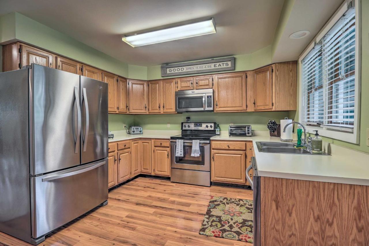 Lake Placid Gem With Patio And Views Less Than 1 Mi To Beach! Buitenkant foto